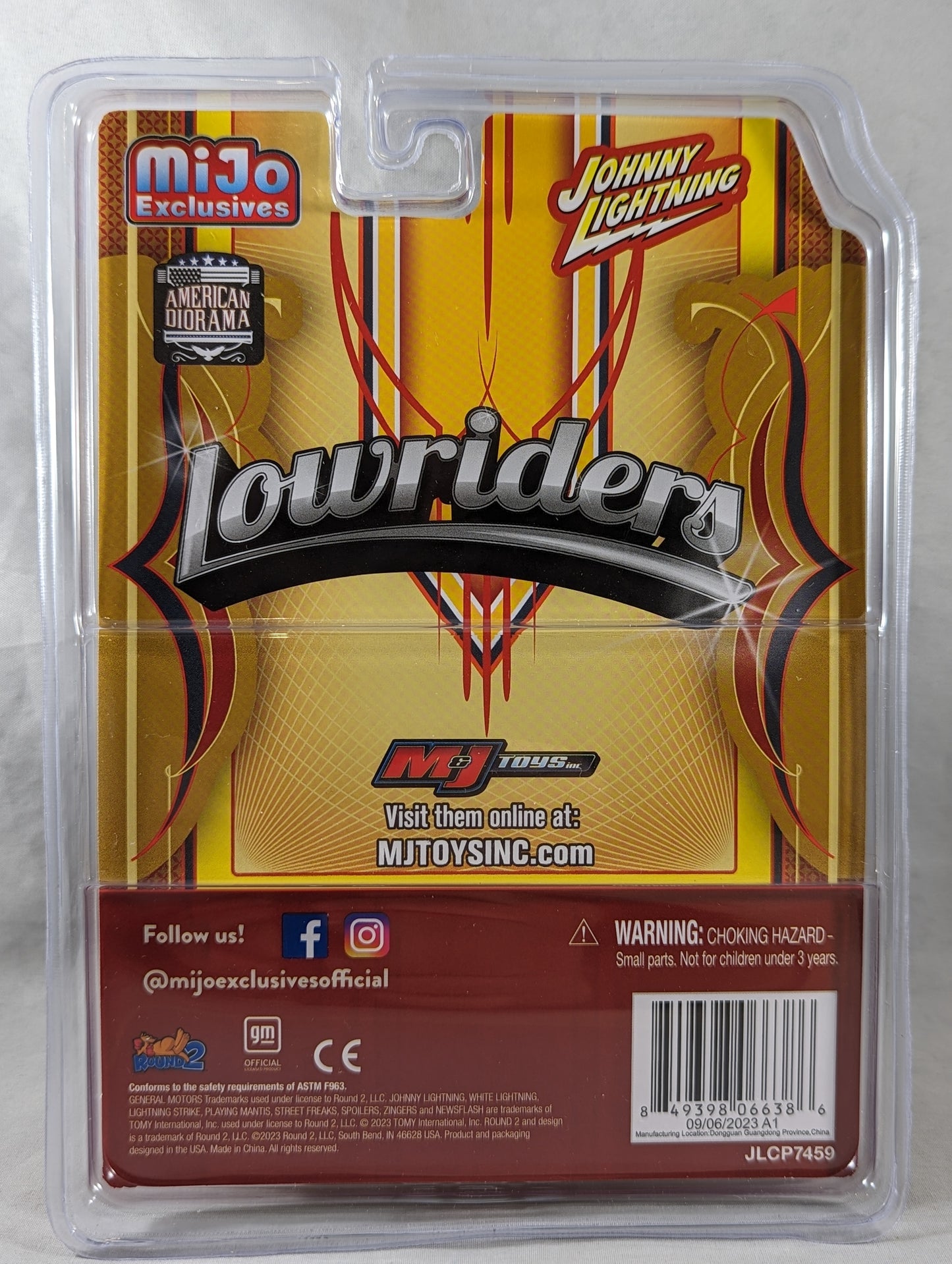 Johnny Lightning Lowriders 1963 Chevrolet Impala with Figure