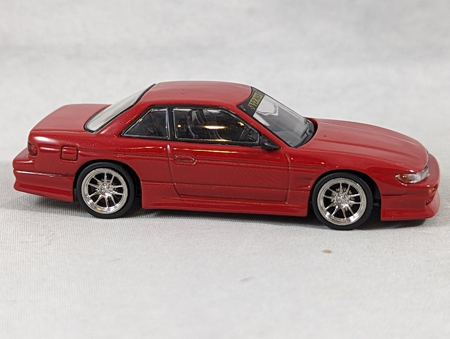 Tarmac Works Nissan Silvia S13 Red Sealed