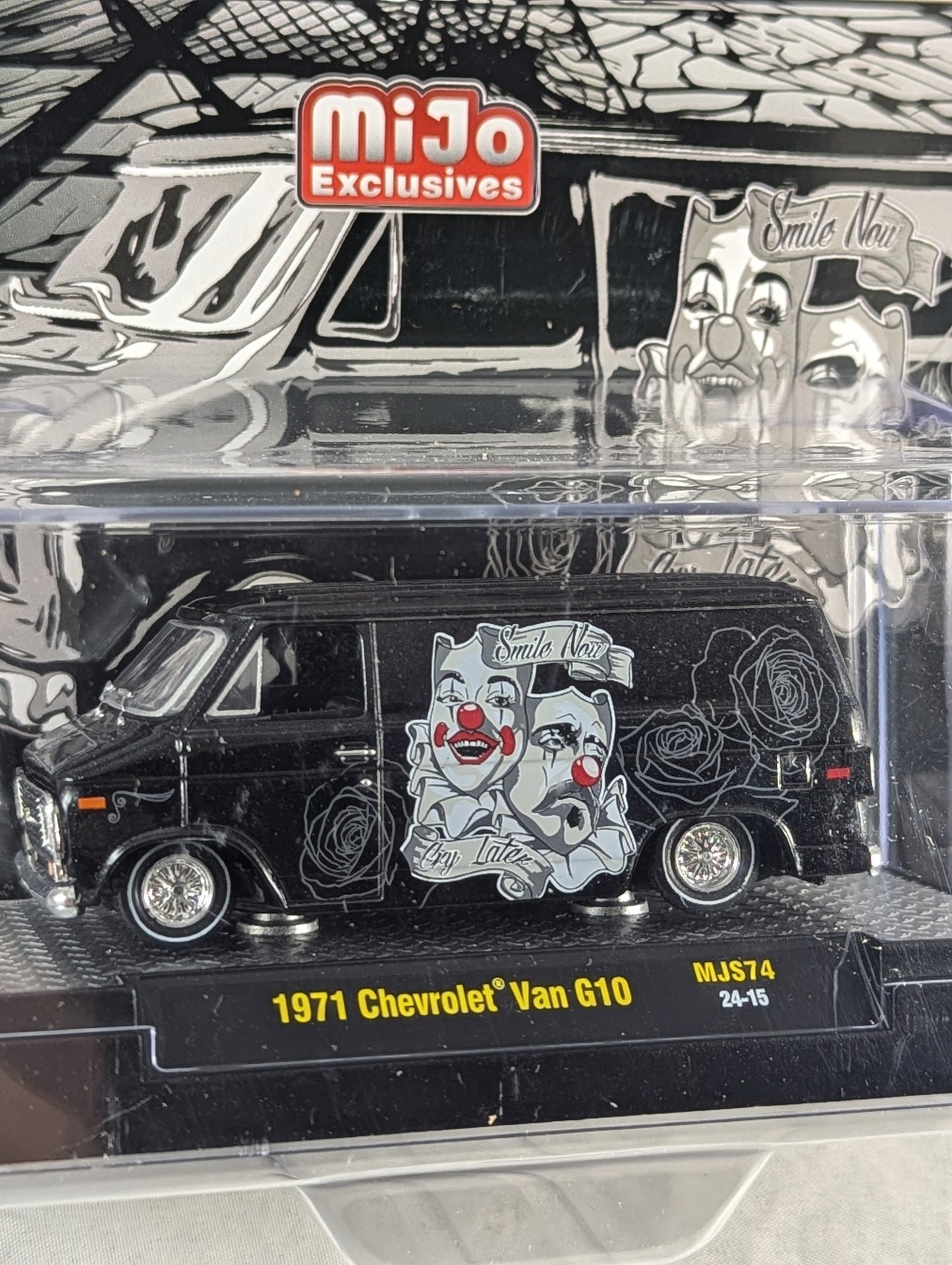 M2 Machines 1971 Chevrolet Van G10 Lowriders Mijo Exclusive