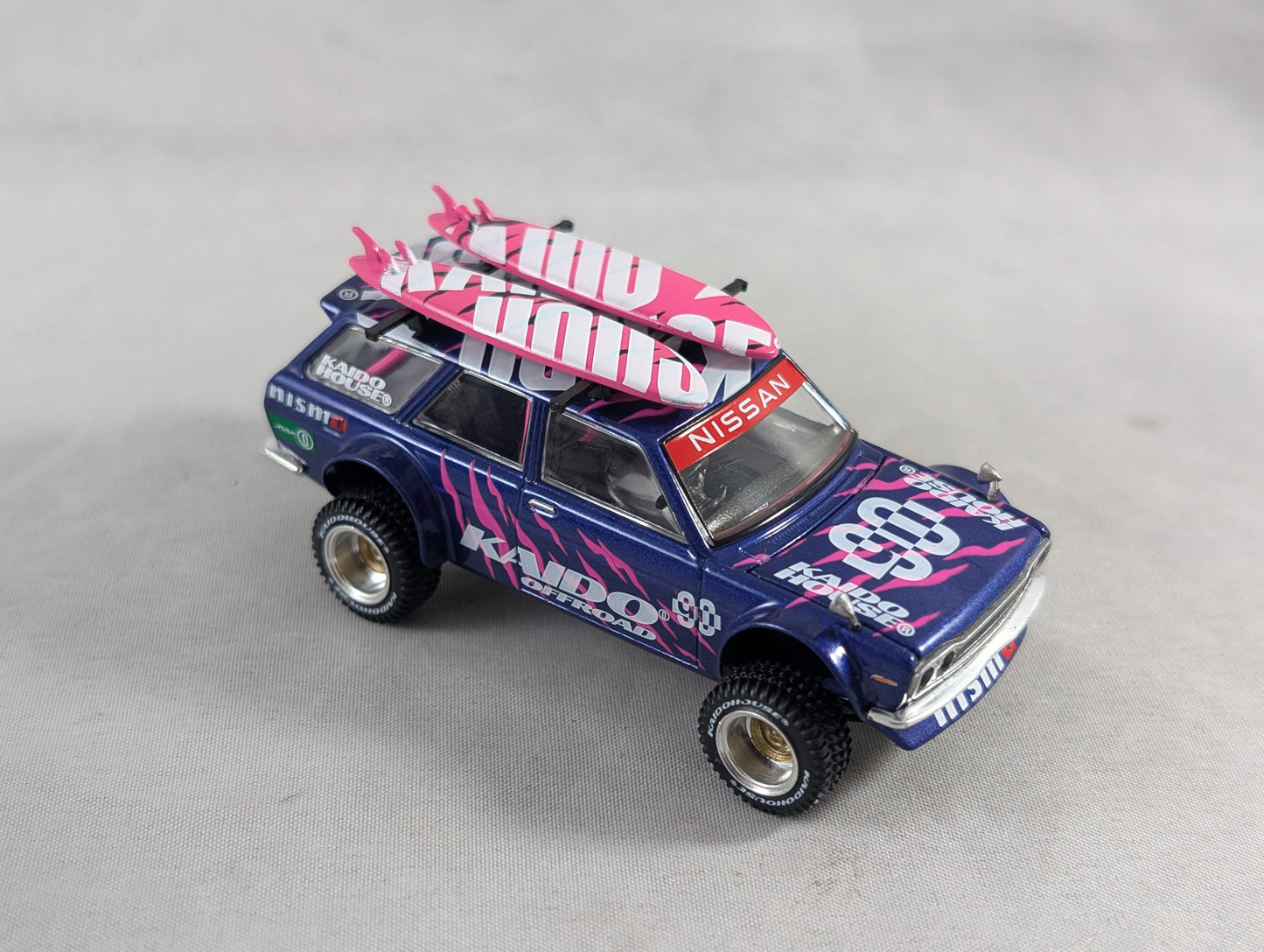 Mini GT Kaido House Datsun 510 4x4 Wagon Kaido Off-road V2 Sealed