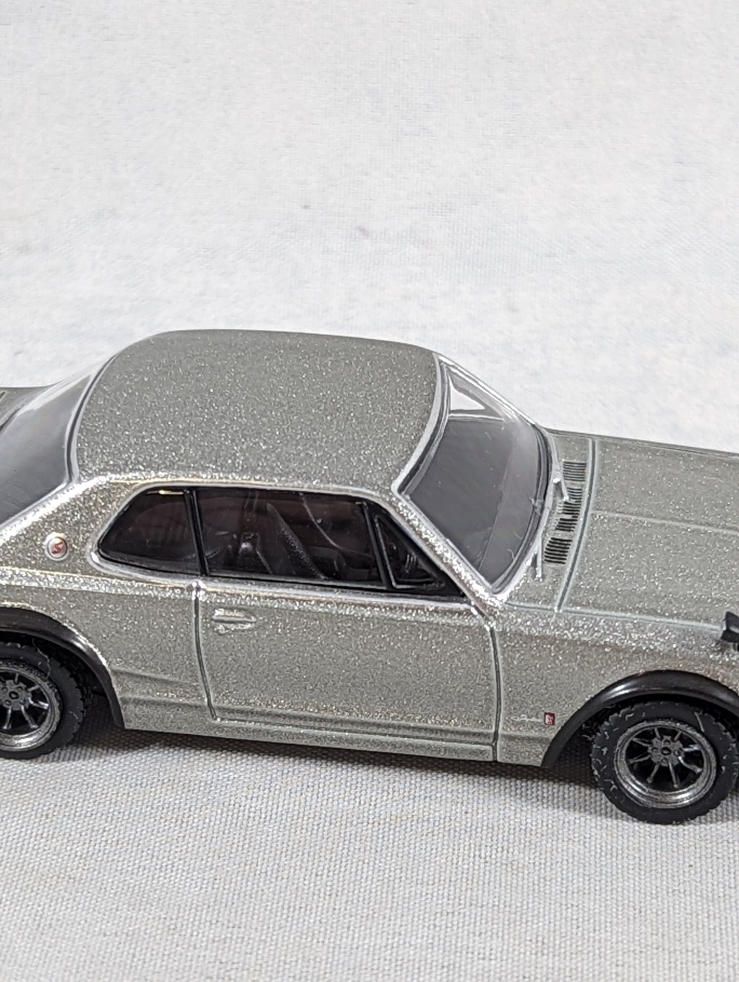 Tarmac Works Nissan Skyline 2000 GT-R