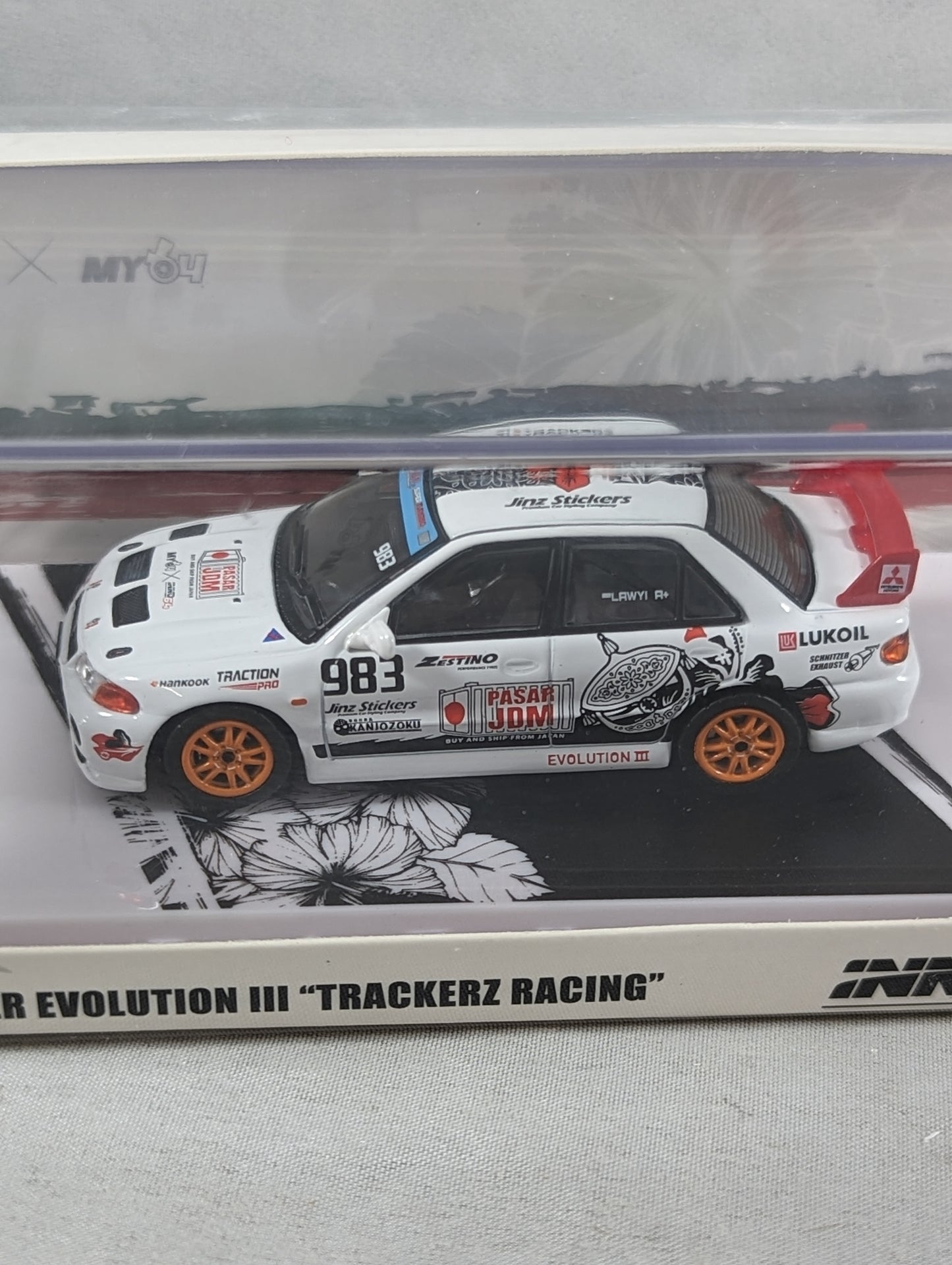 INNO64  Mitsubishi Lancer Evolution III "Trackerz Racing"