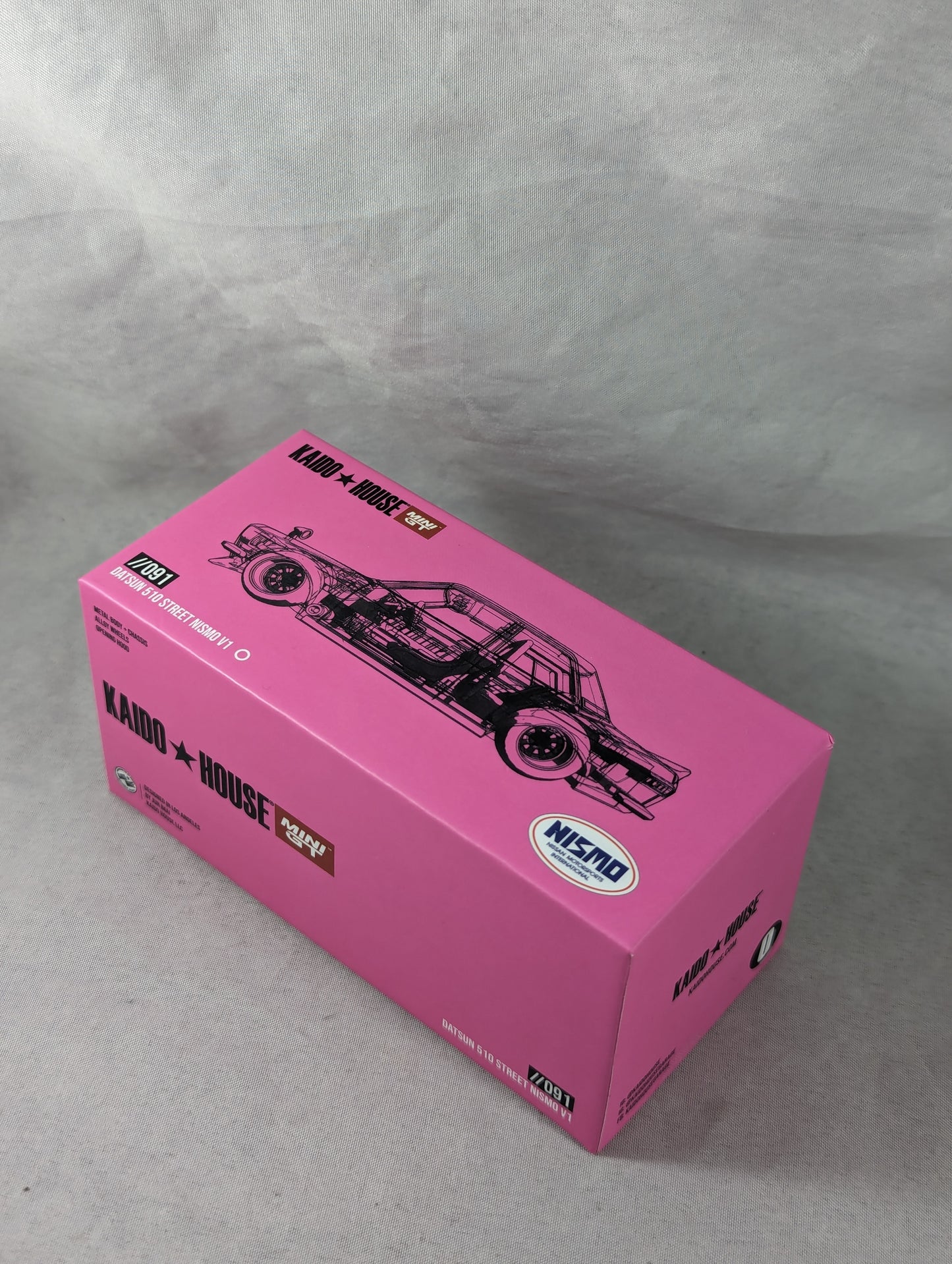 Mini GT Kaido House  Datsun Street 510 Nismo V1 Pink, Sealed box