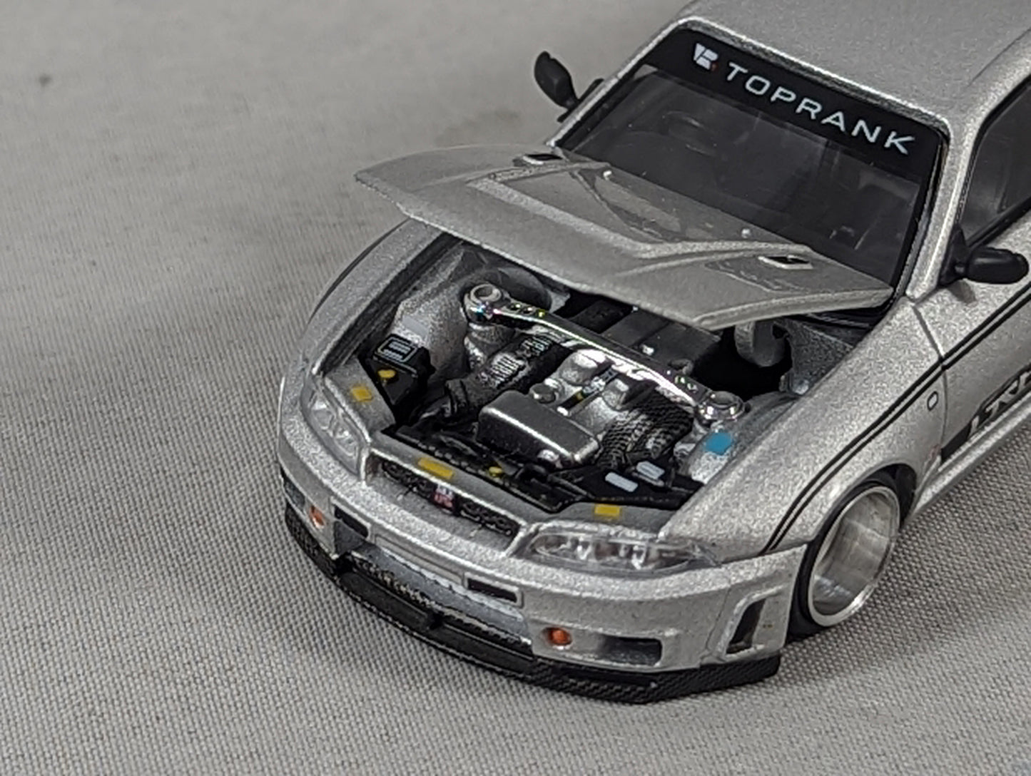 Kaido House Mini-GT Nissan Skyline GT-R  (R33) DAI33 V1 #097 Sealed