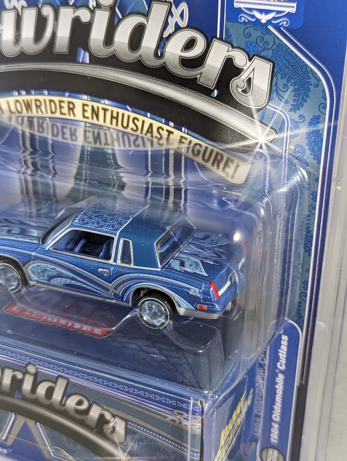 Johnny Lightning Lowriders 1984 Oldsmobile Cutlass with Figure