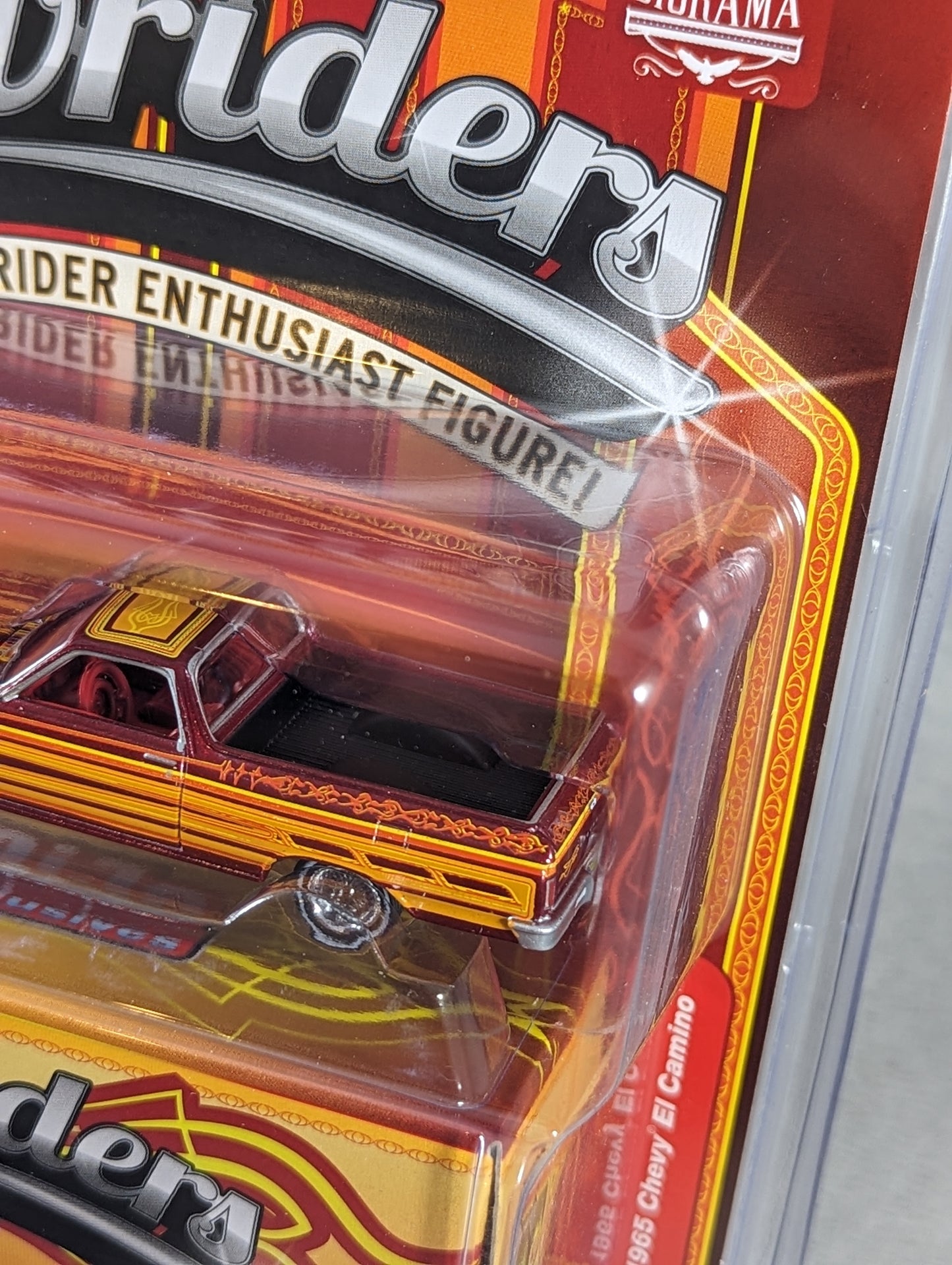 Johnny Lightning Lowriders 1965 Chevrolet El Camino with Figure