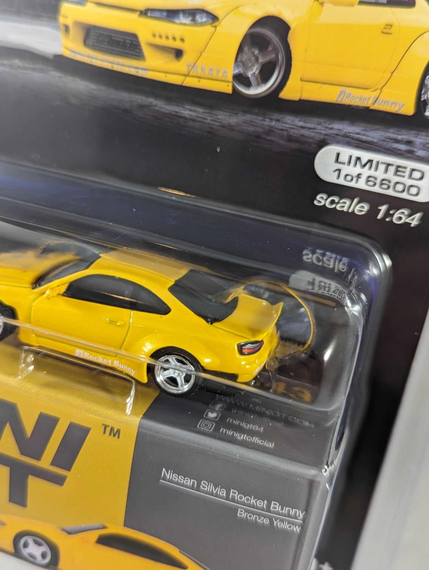 Mini GT Nissan Silvia S15 Rocket Bunny Bronze Yellow