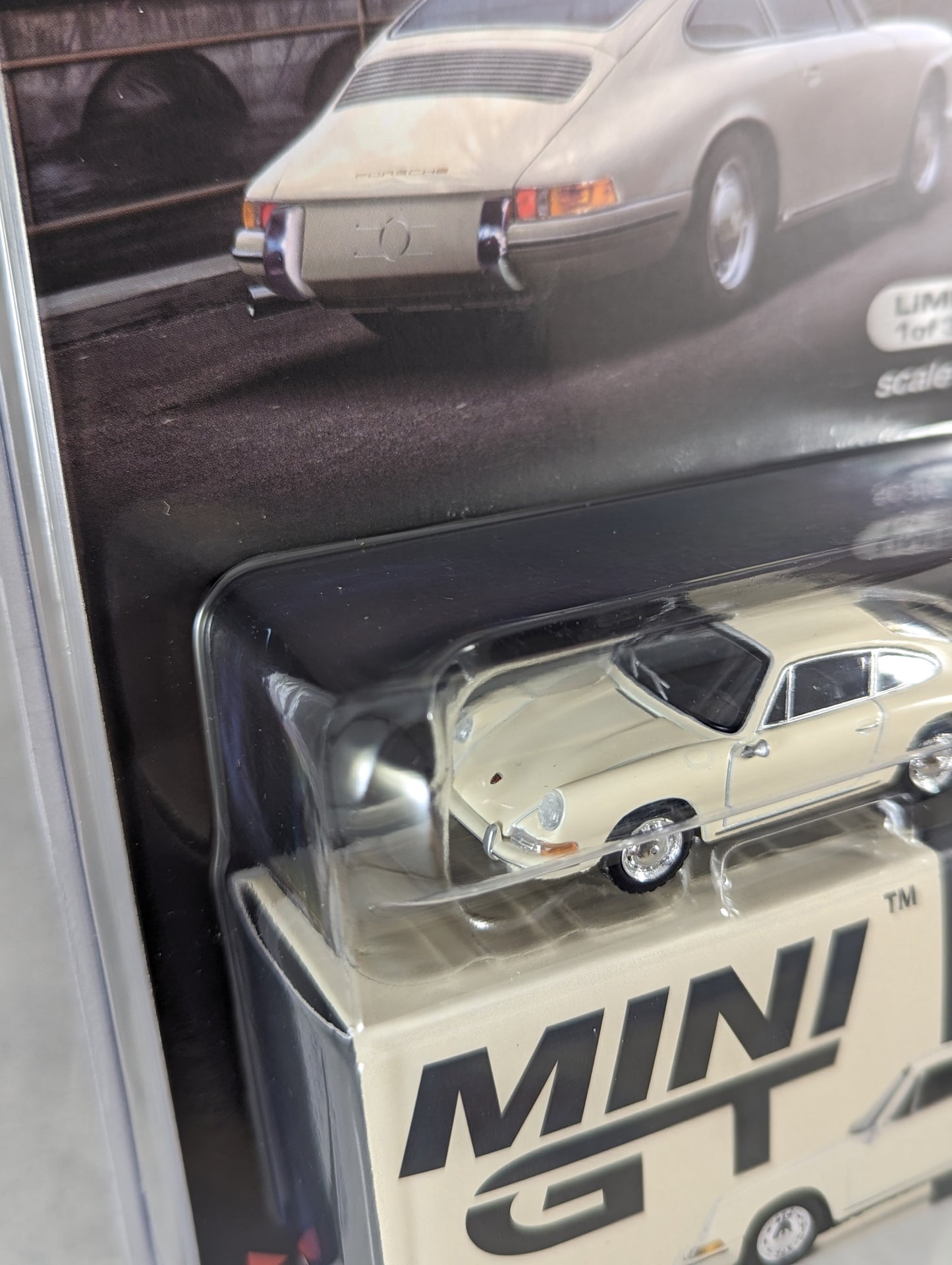 Mini GT Porsche 901 1963 Ivory #642