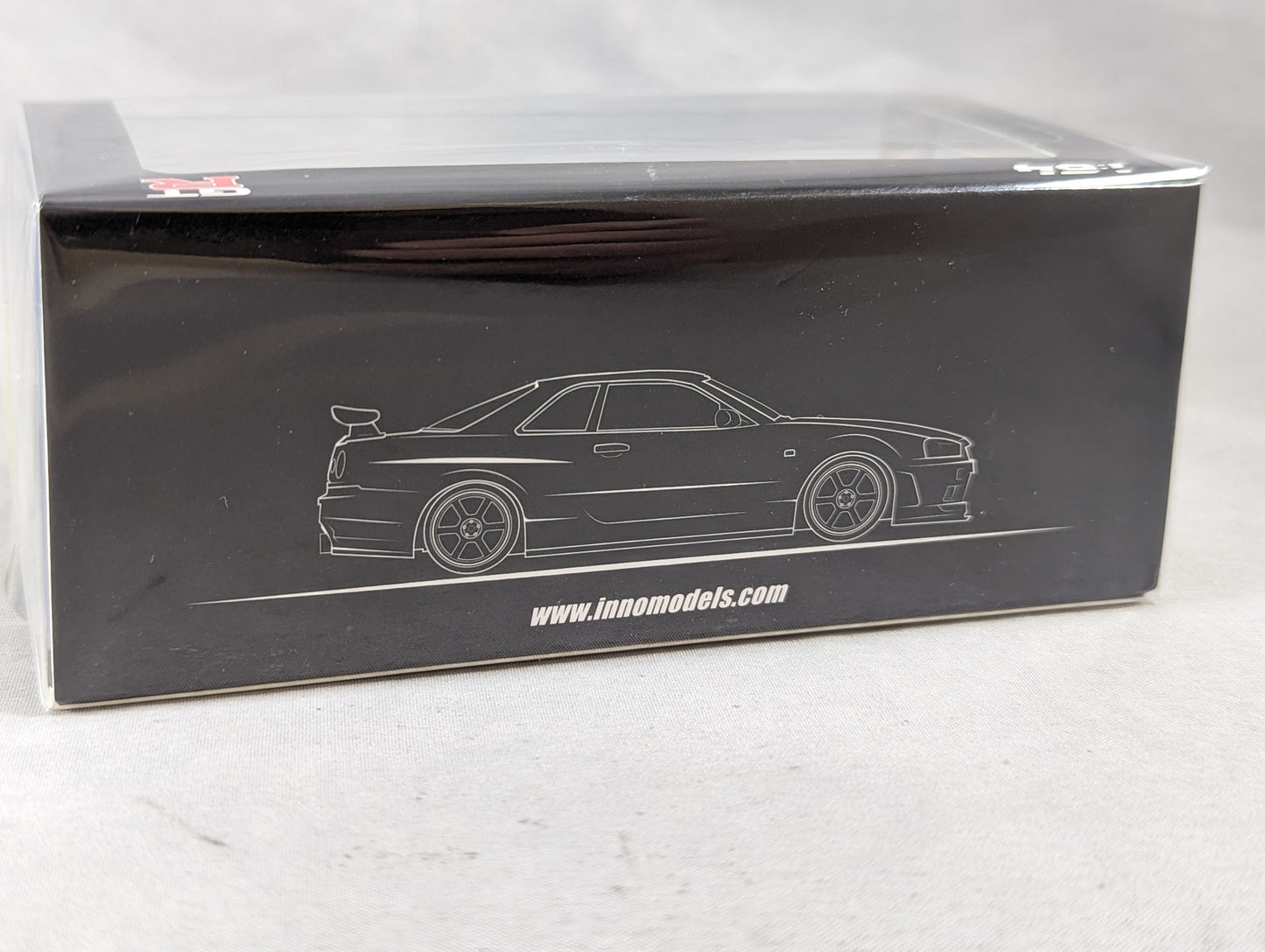 INNO64 Nissan Skyline GT-R (R34) V-Spec II Black