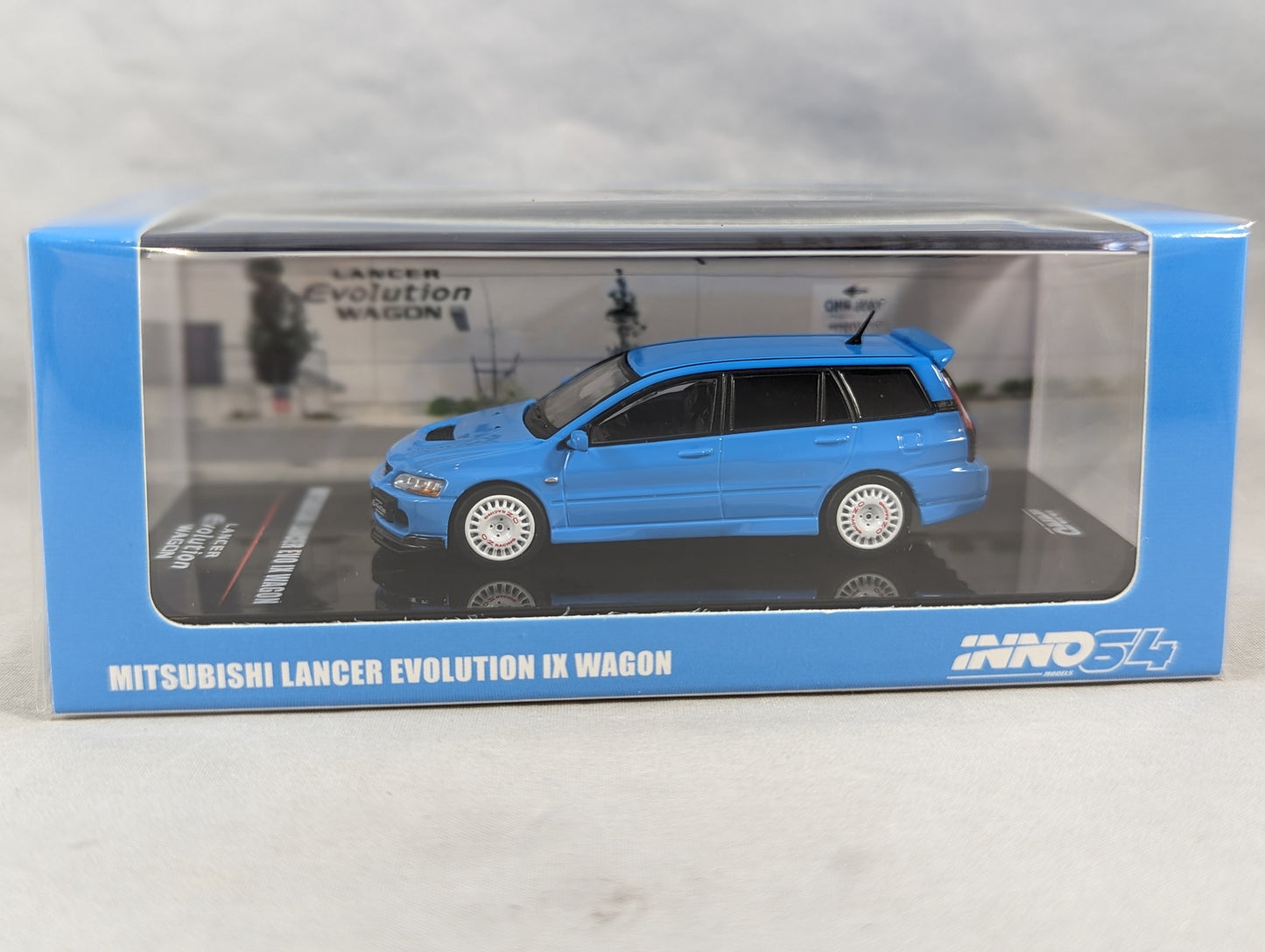 INNO64 Mitsubishi Lancer Evolution IX Wagon Blue