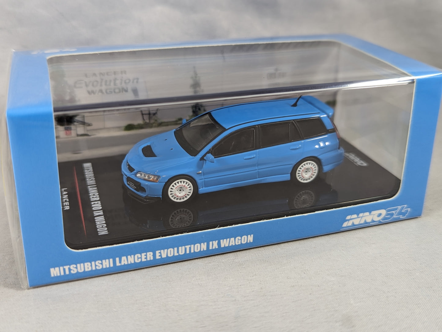 INNO64 Mitsubishi Lancer Evolution IX Wagon Blue