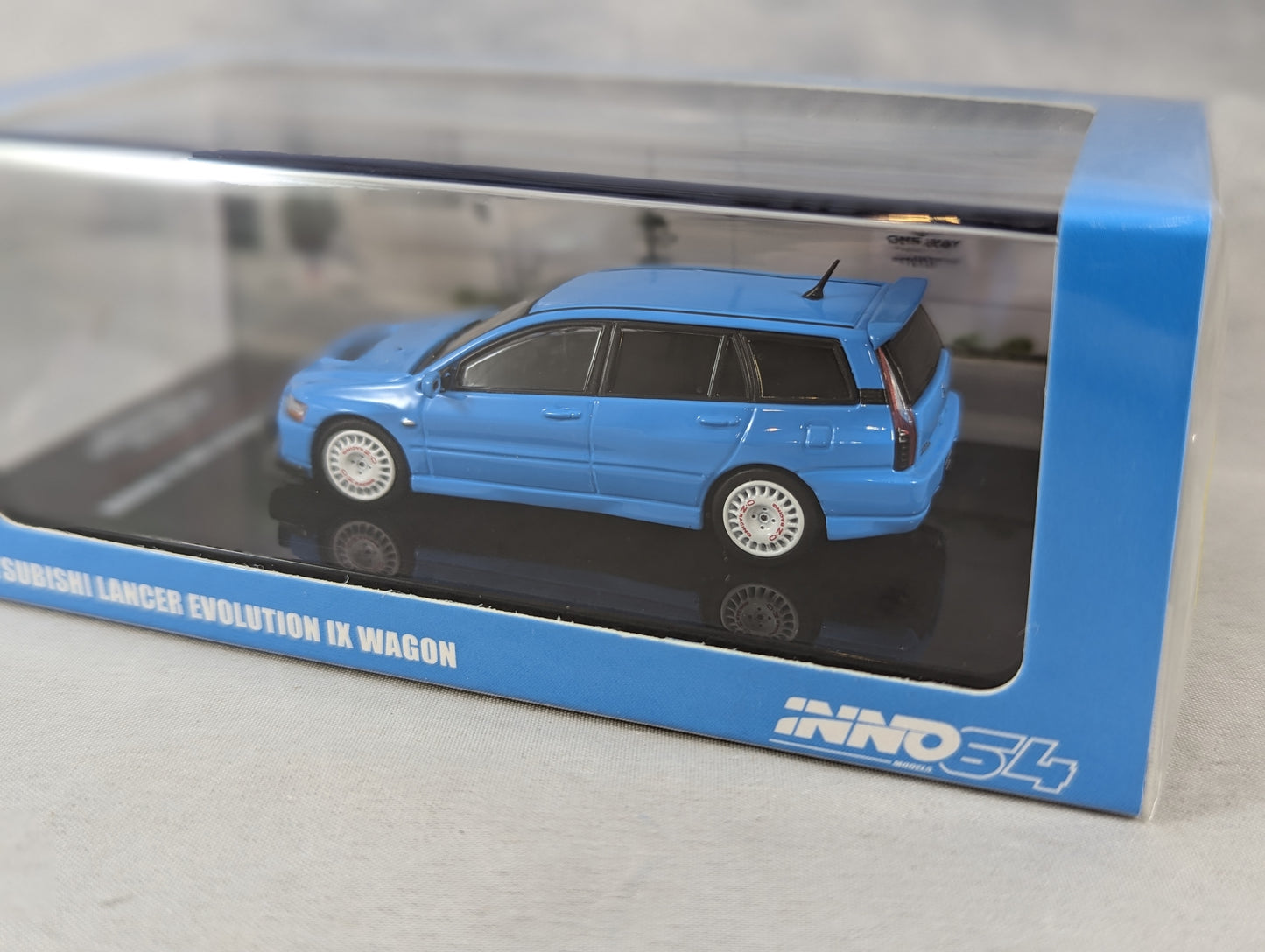 INNO64 Mitsubishi Lancer Evolution IX Wagon Blue