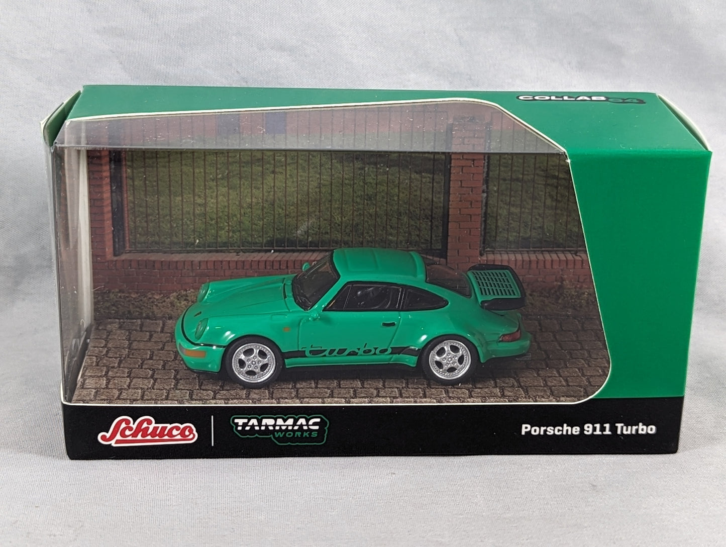 Tarmac Works Porsche 911 Turbo Green Schuco Collab 64