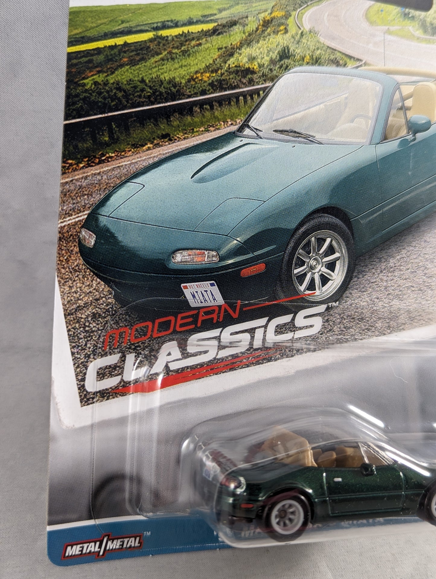 Hot Wheels '91 Mazda MX-5 Miata Modern Classics