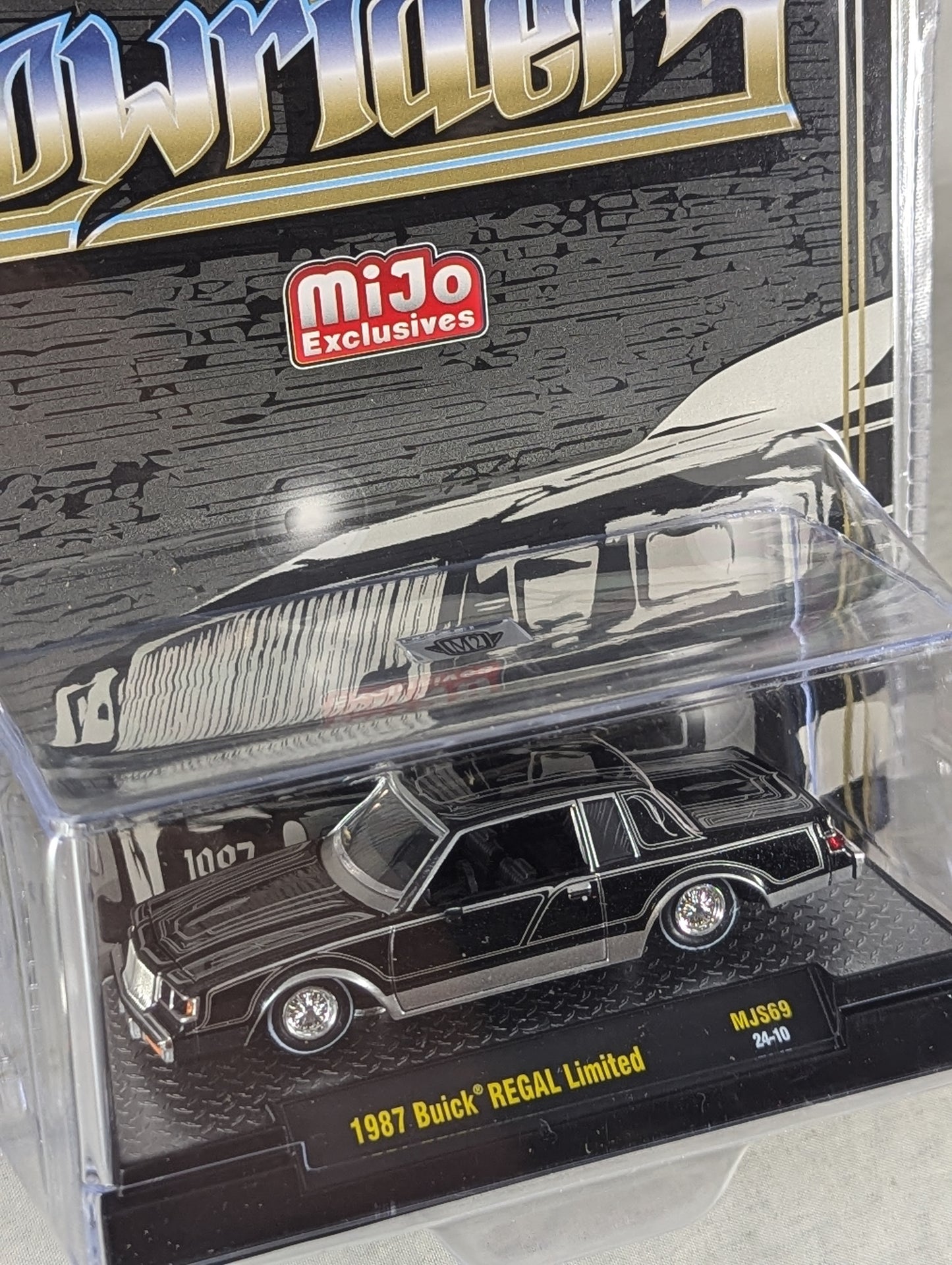 M2 Machines Lowriders 1987 Buick Regal Limited