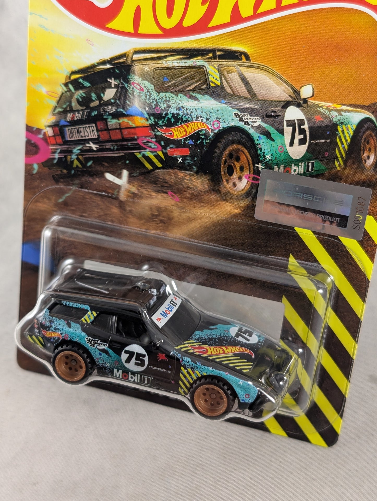 Hot Wheels RLC Porsche 944 Dirtmeister