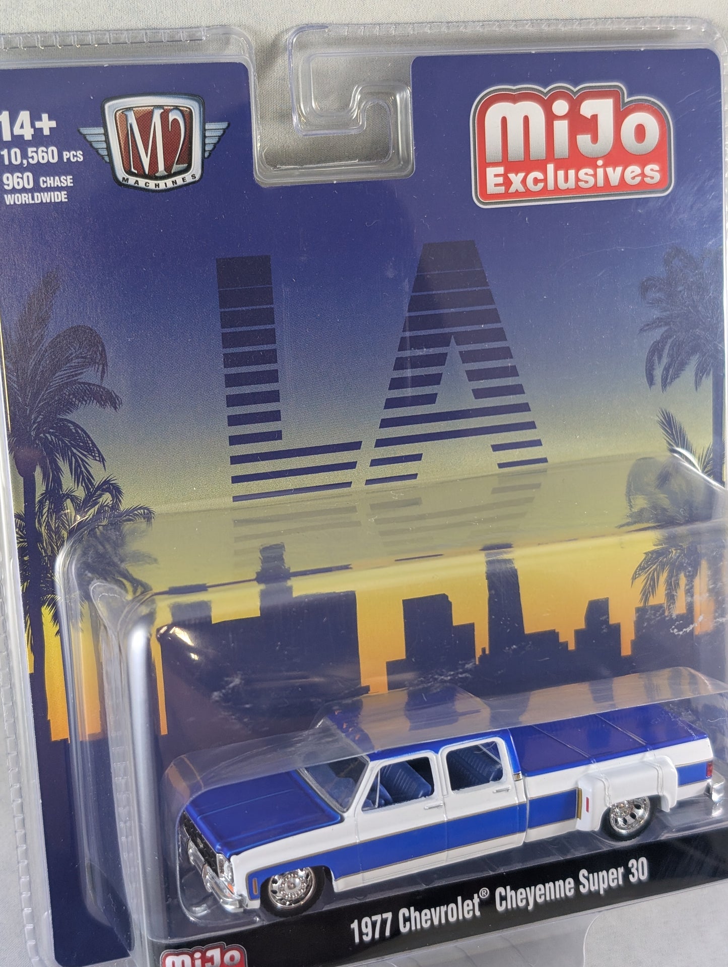 M2 Machines 1977 Chevy Cheyenne Super 30 Custom LA Mijo Exclusive