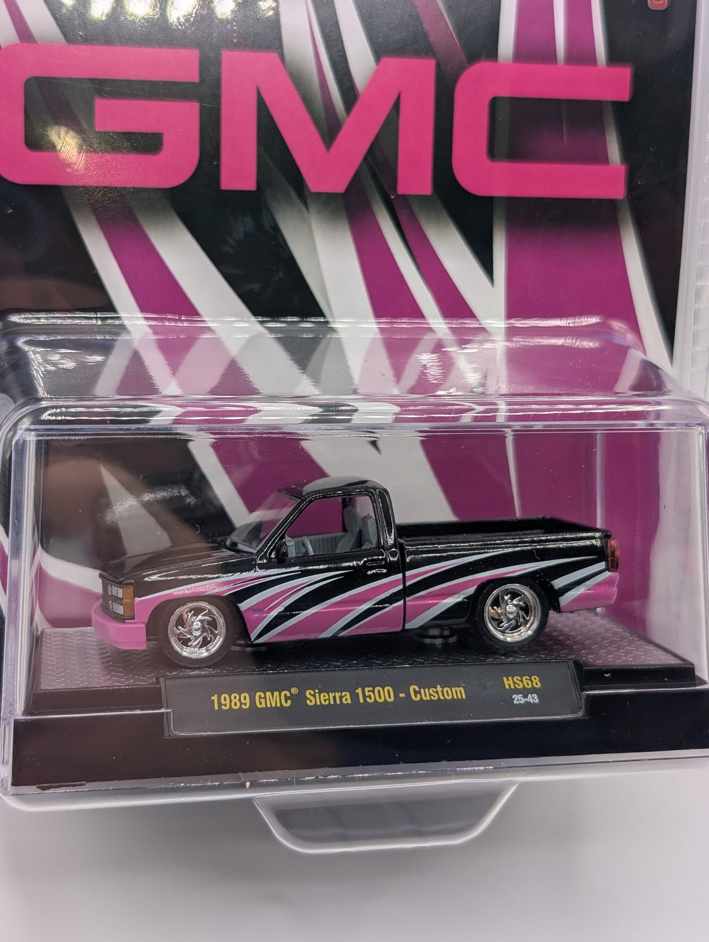 M2 Machines 1989 GMC Sierra 1500 Custom