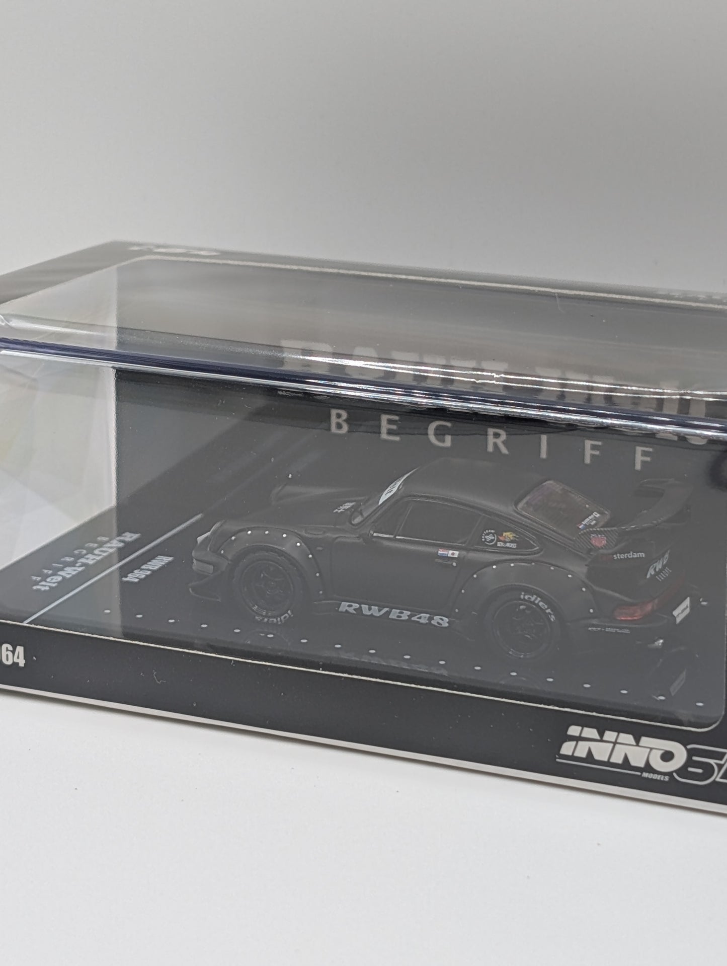 INNO64 RWB 964