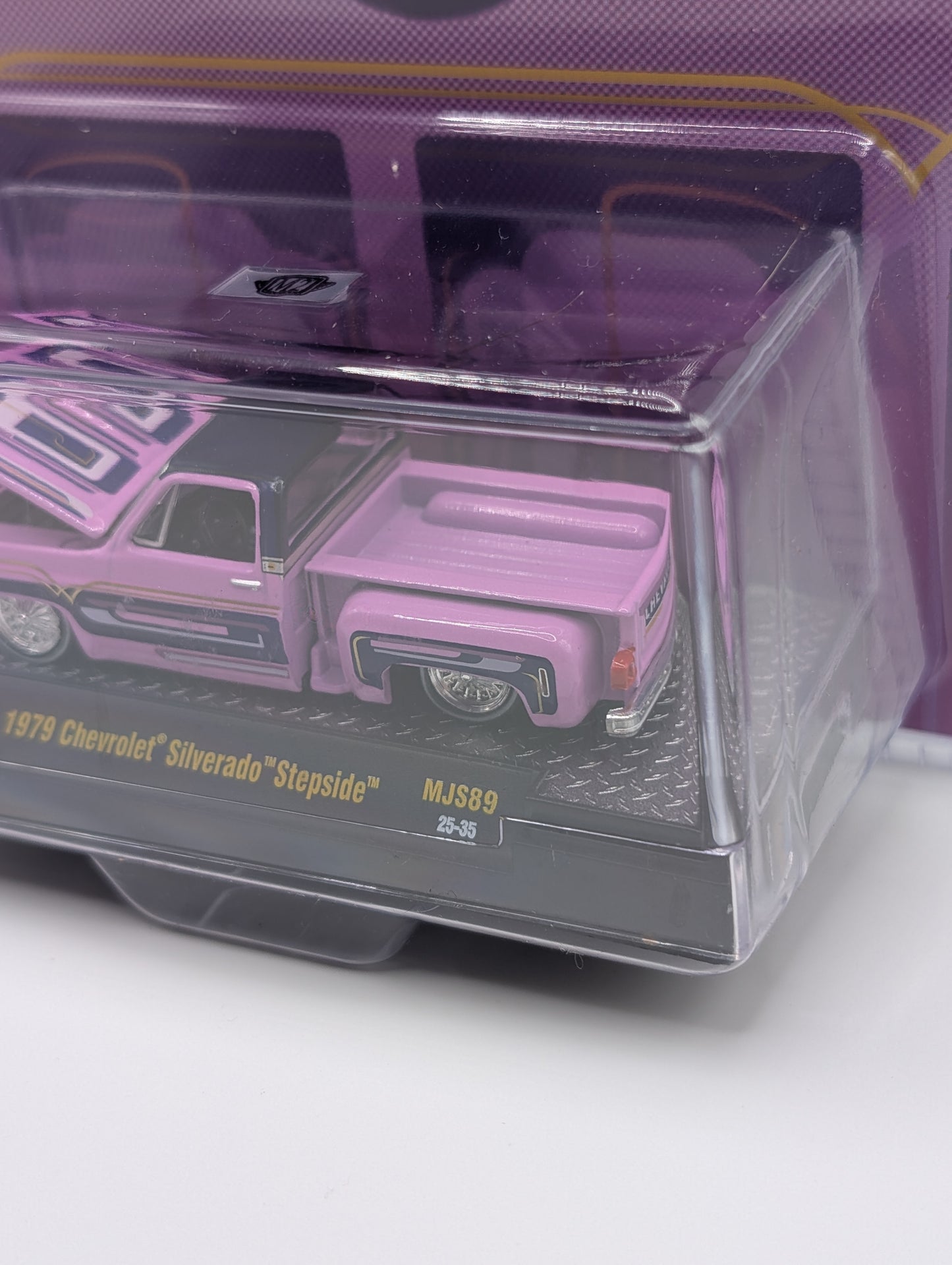 M2 Machines 1979 Chevy Silverado Stepside