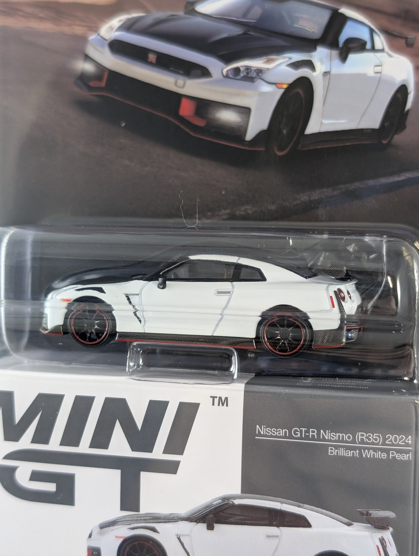 Mini GT Nissan GTR Nismo R35 2024