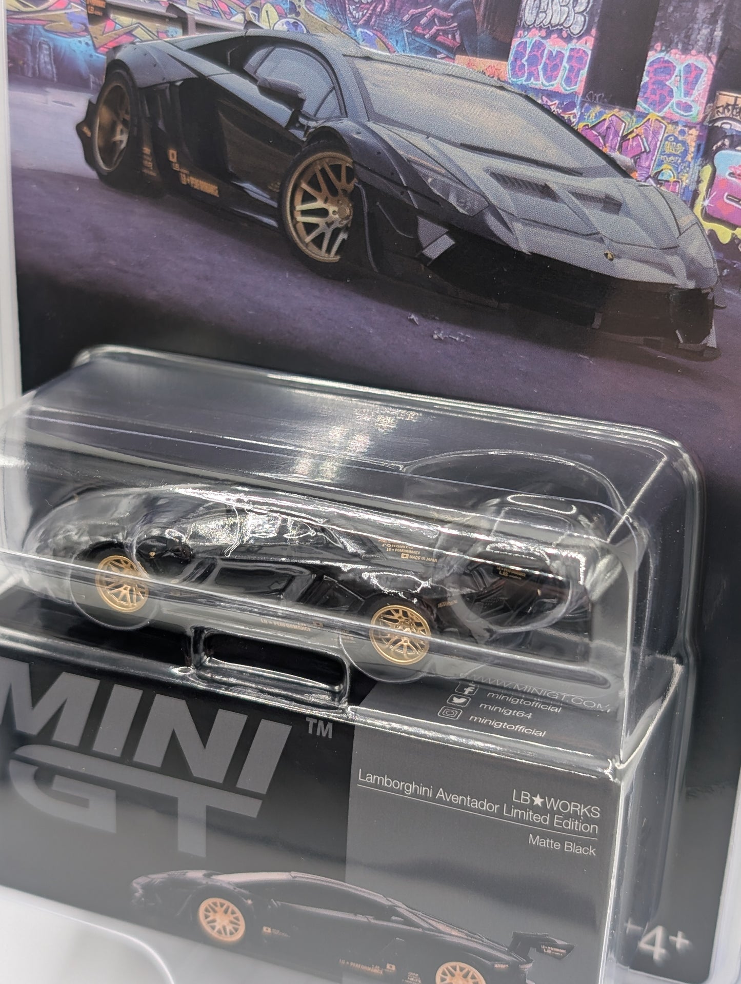 Mini GT Lamborghini Aventador Limited Edition