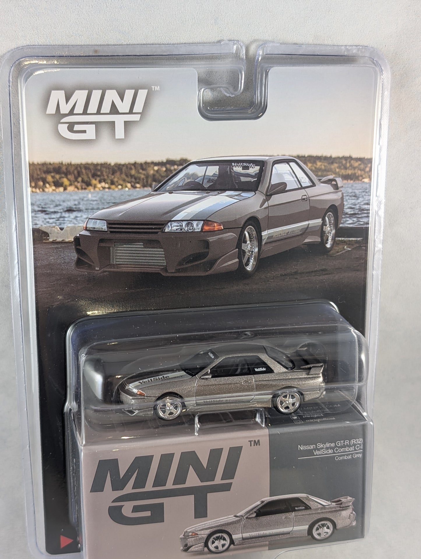 Mini GT Nissan Skyline R32 Veilside Combat C-I