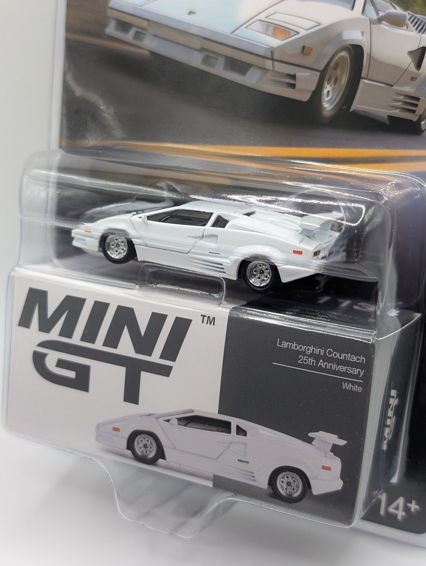 Mini GT Lamborghini Countach 25th Anniversary