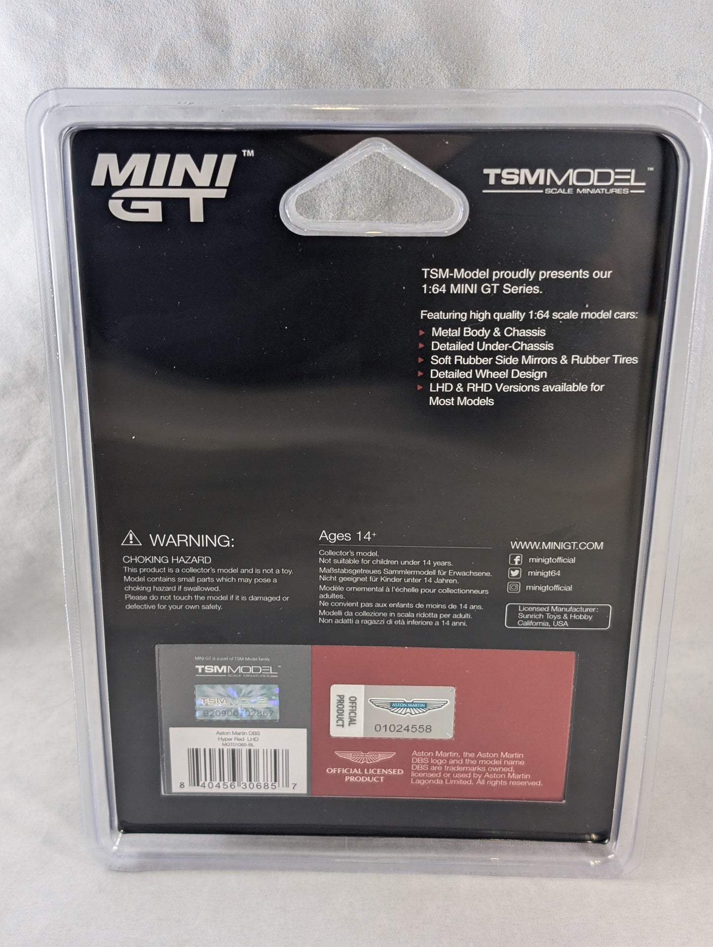 Mini GT Aston Martin DBS Hyper Red